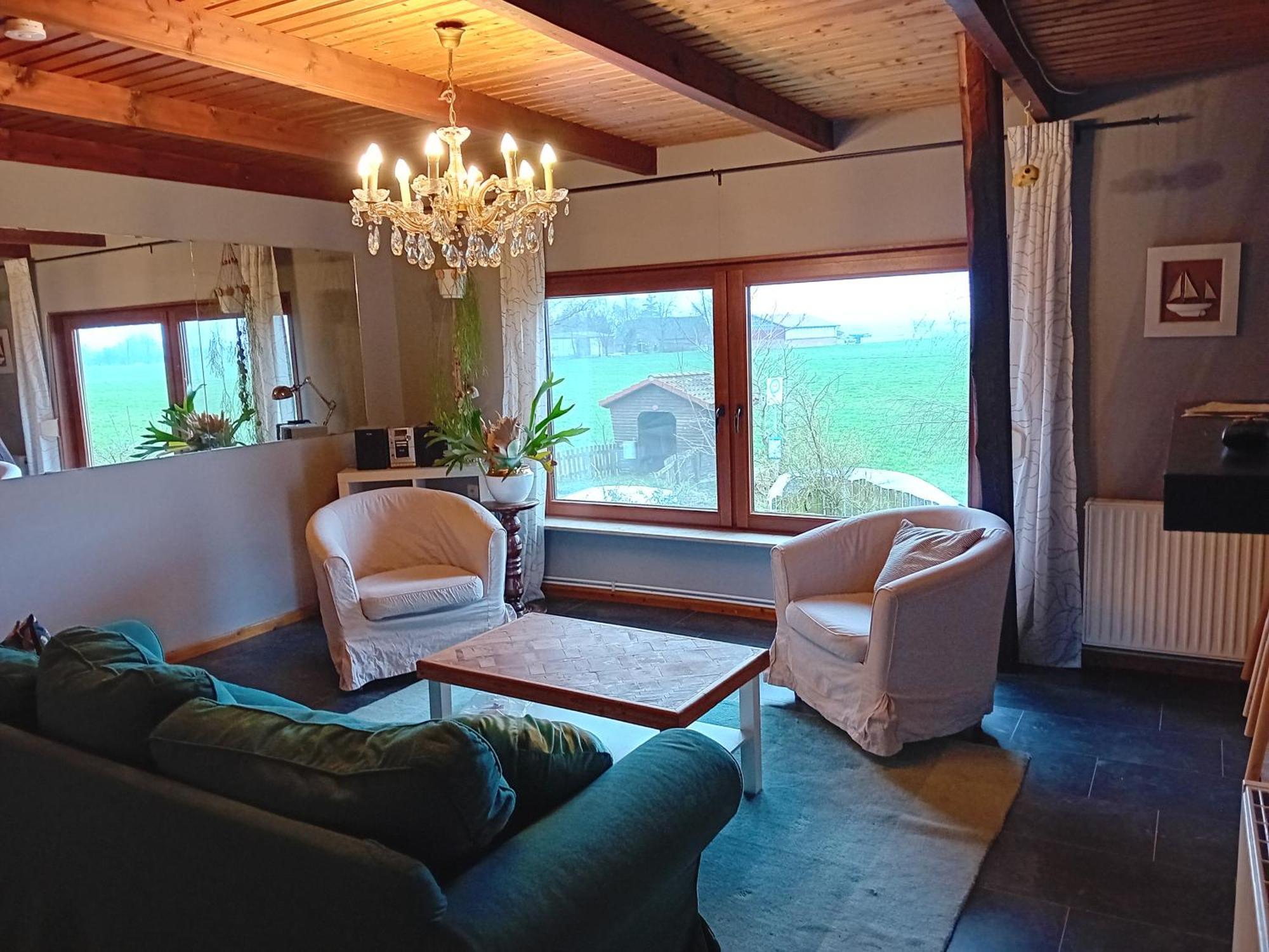 Lueuentjenest Apartment